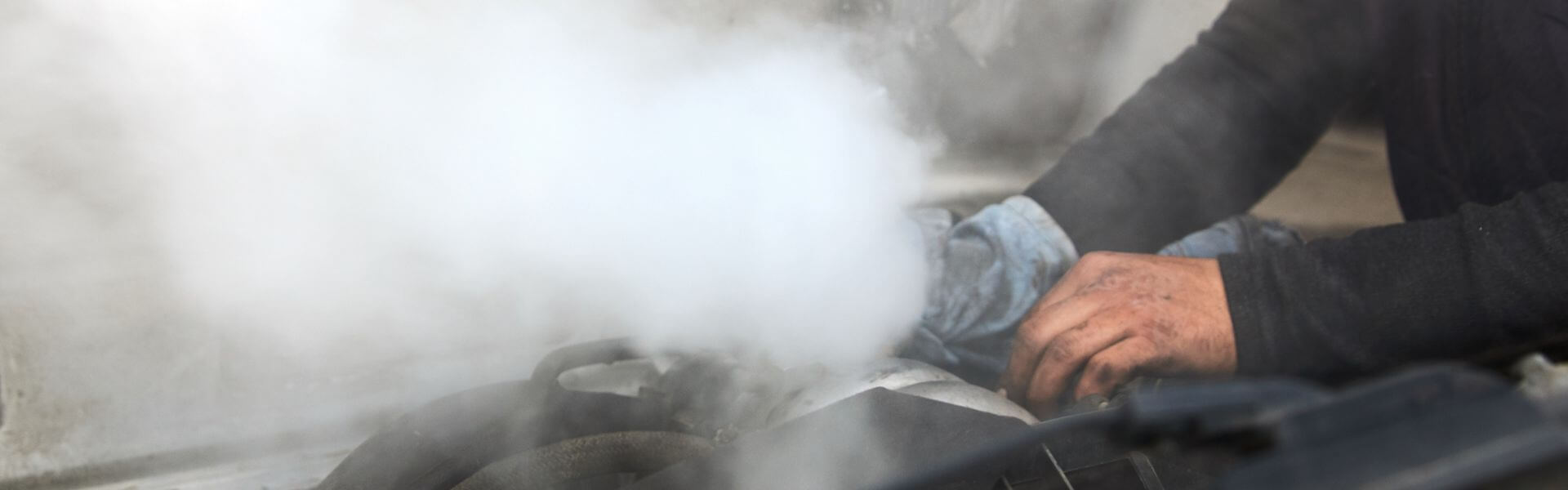 Cheiro a Queimado Vindo do Motor: O que Fazer - Kroftools Blog