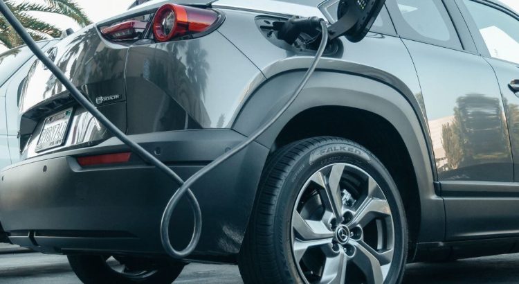 comprar carro elétrico usado